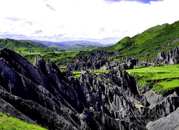 墨石？甘孜還藏著這樣的地質(zhì)公園