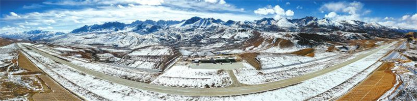 格薩爾機(jī).jpg 格薩爾機(jī).jpg